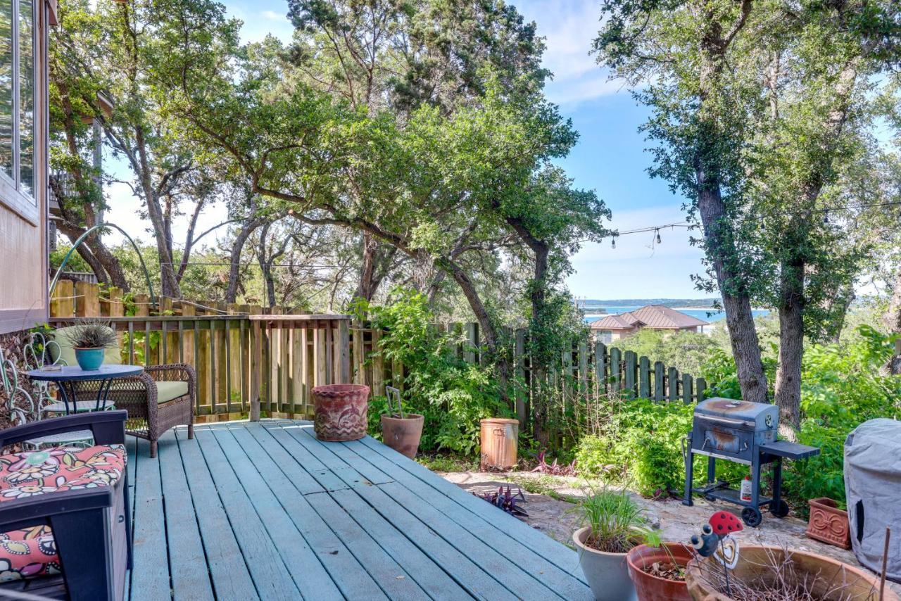 Exotic Home With Patio And Grill Walk To Canyon Lake! Bagian luar foto